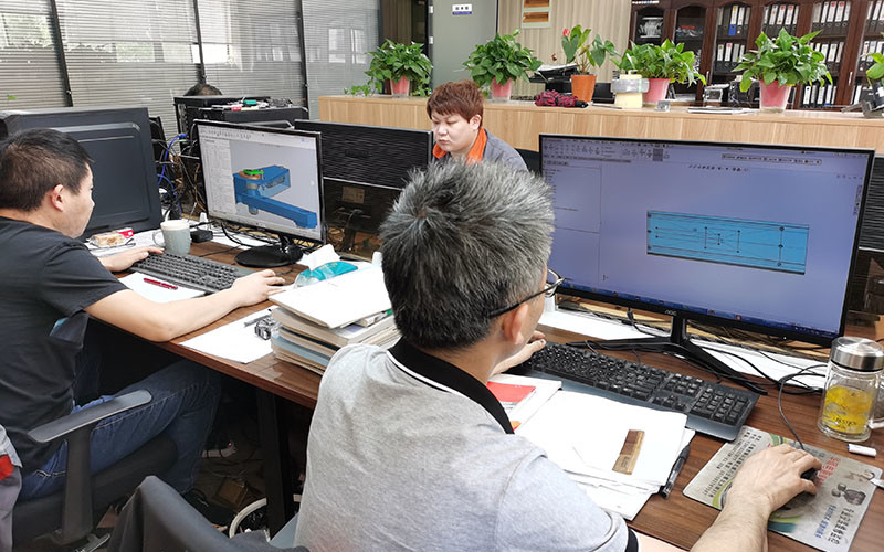 Wuxi Hengtai Cable Machinery Manufacture Co., Ltd productielijn van de fabrikant